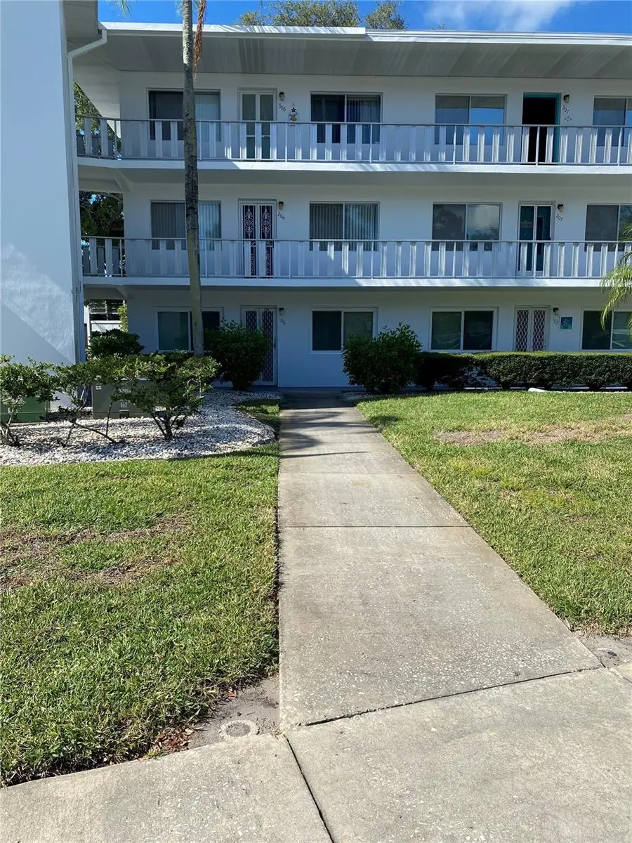 8402 111th Street #106, Seminole, FL 33772 - #3