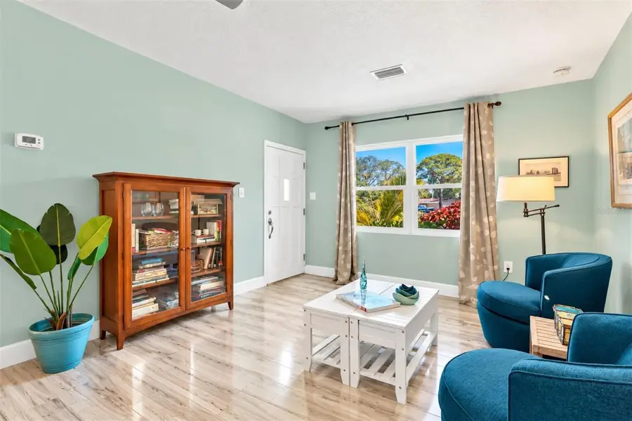 2101 68th Avenue S, Saint Petersburg, FL 33712 - #3