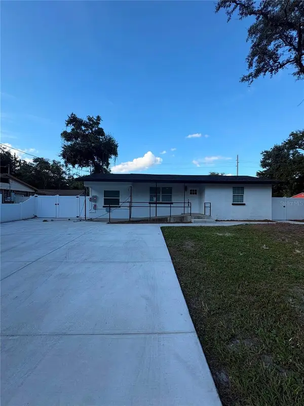122 E 130th Avenue, TAMPA, FL 33612
