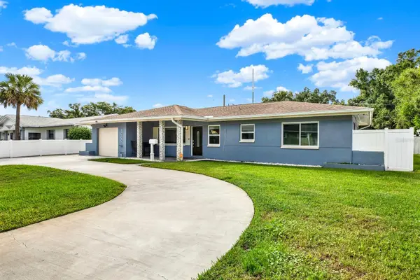 1000 59th Avenue S, ST PETERSBURG, FL 33705