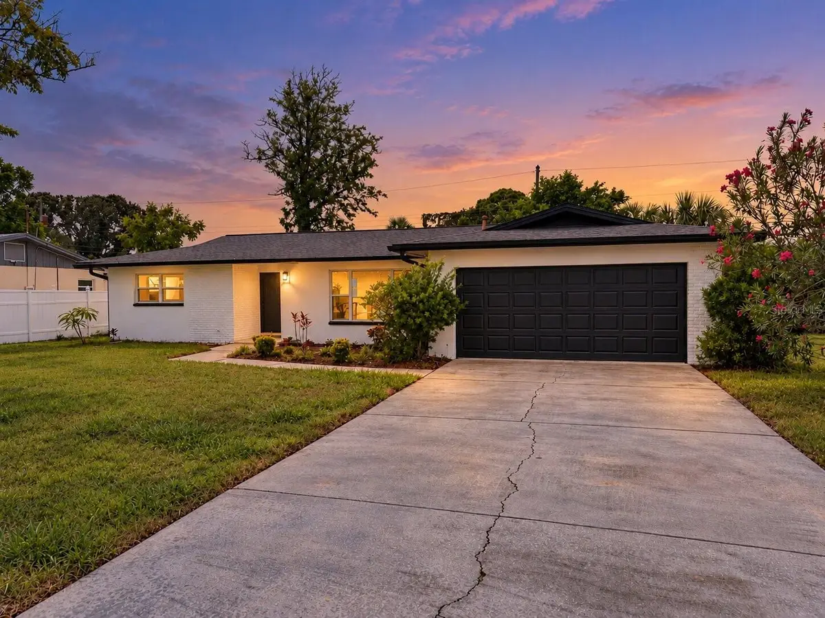 1546 66th Avenue S, Saint Petersburg, FL 33705 - #1