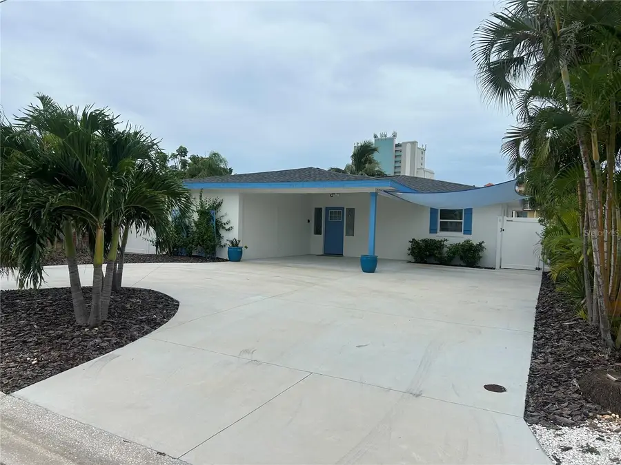 11110 1st Street E, Treasure Island, FL 33706 - #2