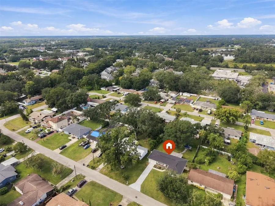 125 Siobhan Avenue, Tampa, FL 33613 - #3