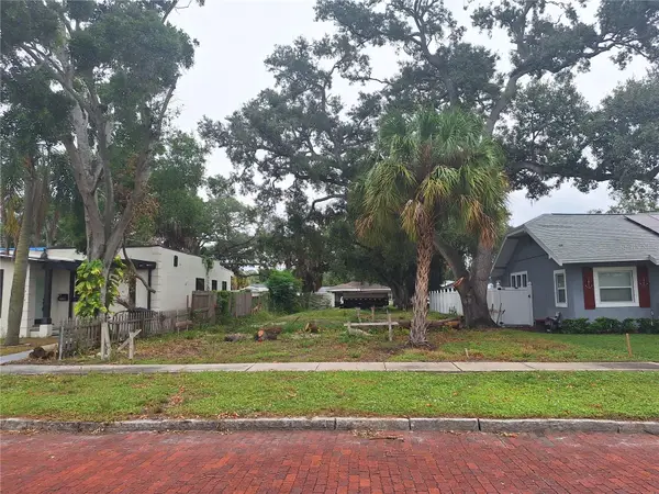 3910 8th Street S, ST PETERSBURG, FL 33705