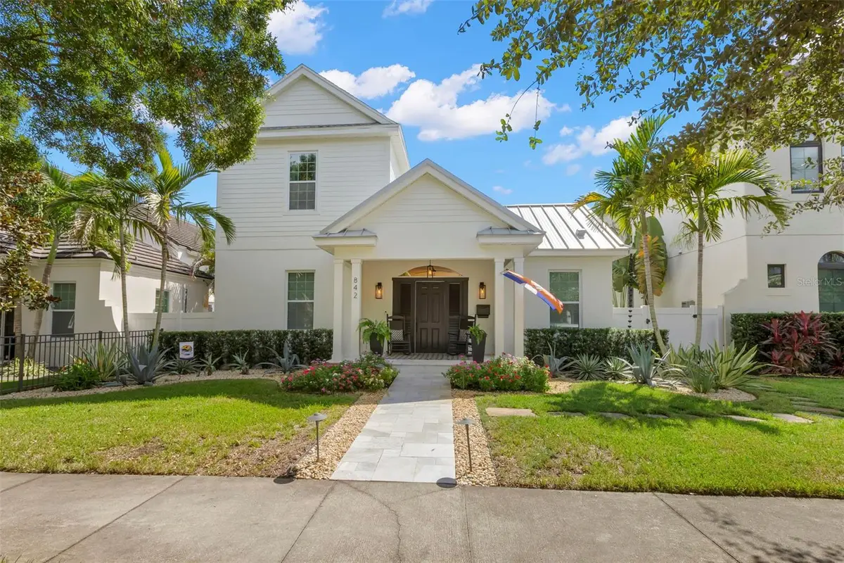 842 19th Avenue N, Saint Petersburg, FL 33704 - #1