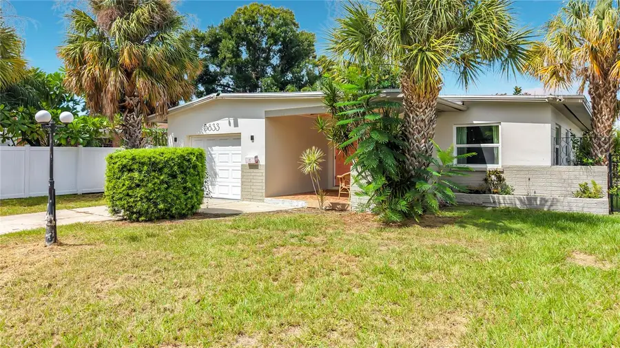 5833 Dartmouth Avenue N, Saint Petersburg, FL 33710 - #2