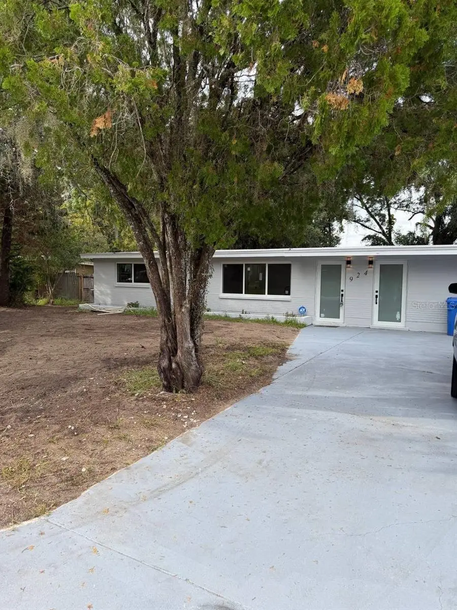 924 Valmar St, Brandon, FL 33511 - #1