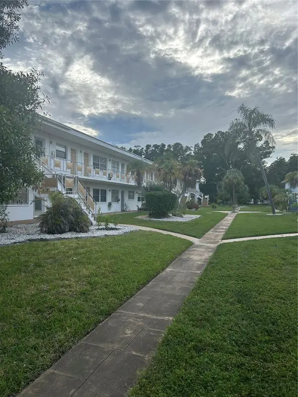 5940 21st Street N #11, ST PETERSBURG, FL 33714