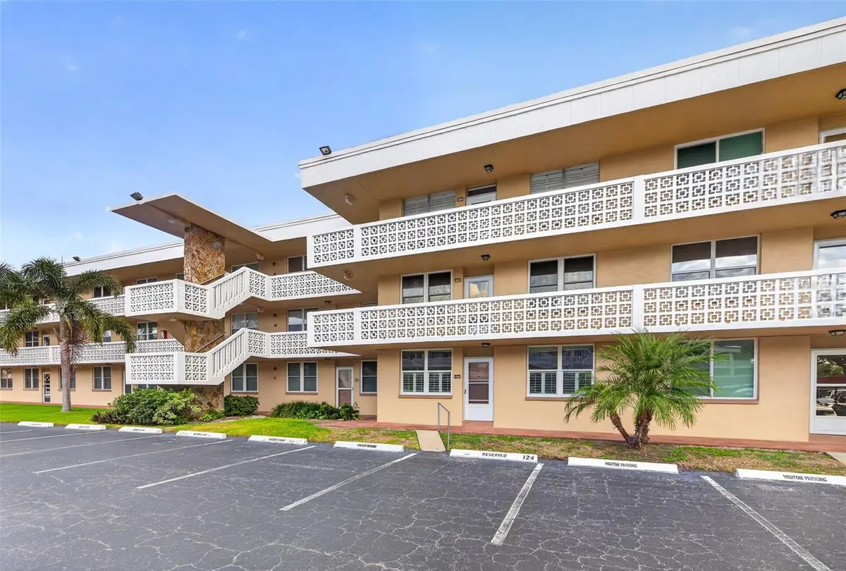 4915 Bay Street Ne #124, Saint Petersburg, FL 33703 - #1