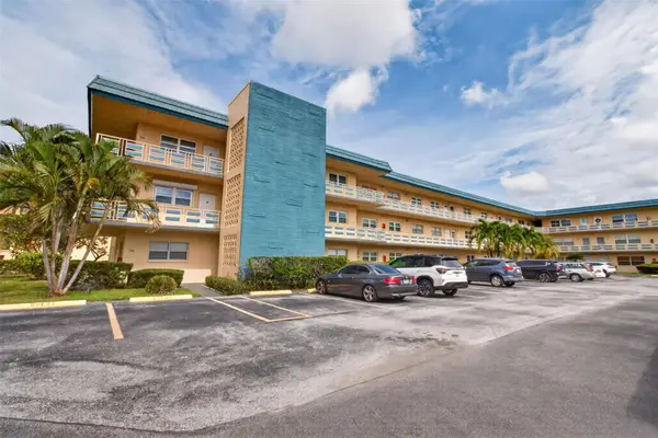 5750 80th Street N #D307, ST PETERSBURG, FL 33709