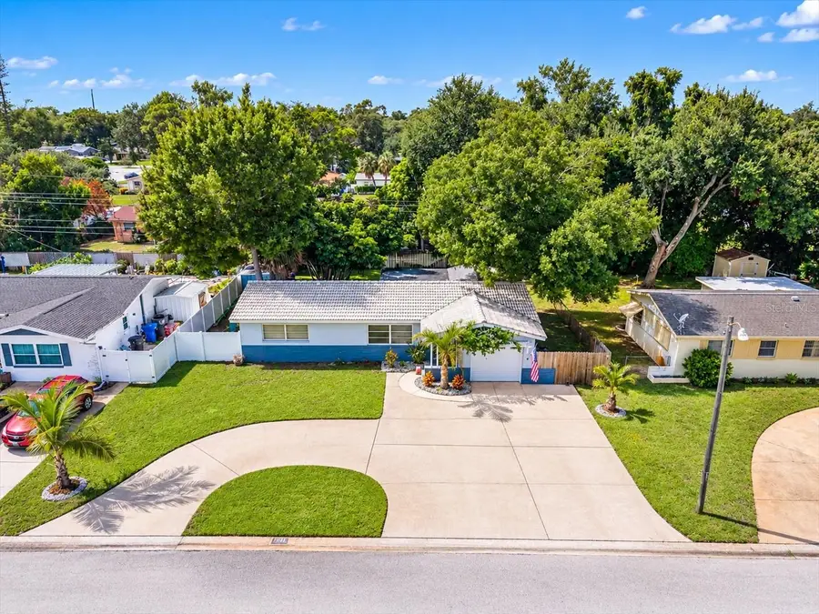 5701 6th Way S, Saint Petersburg, FL 33705 - #2