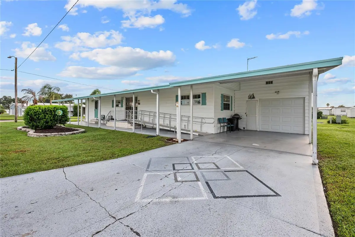 5352 Plant Street, Zephyrhills, FL 33542 - #1
