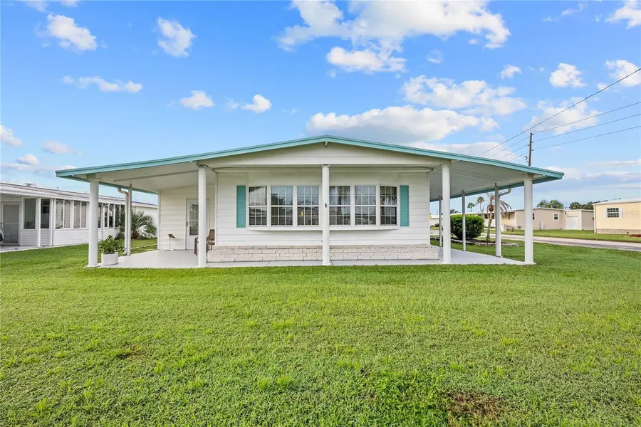 5352 Plant Street, Zephyrhills, FL 33542 - #3