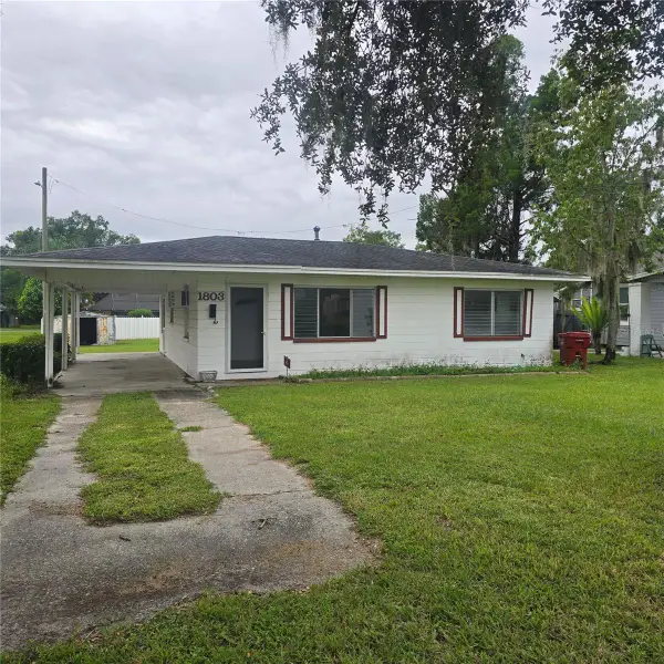1803 W Granfield Avenue, PLANT CITY, FL 33563