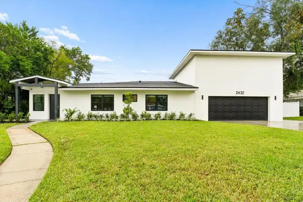 2432 Indian Avenue, BELLEAIR BLUFFS, FL 33770