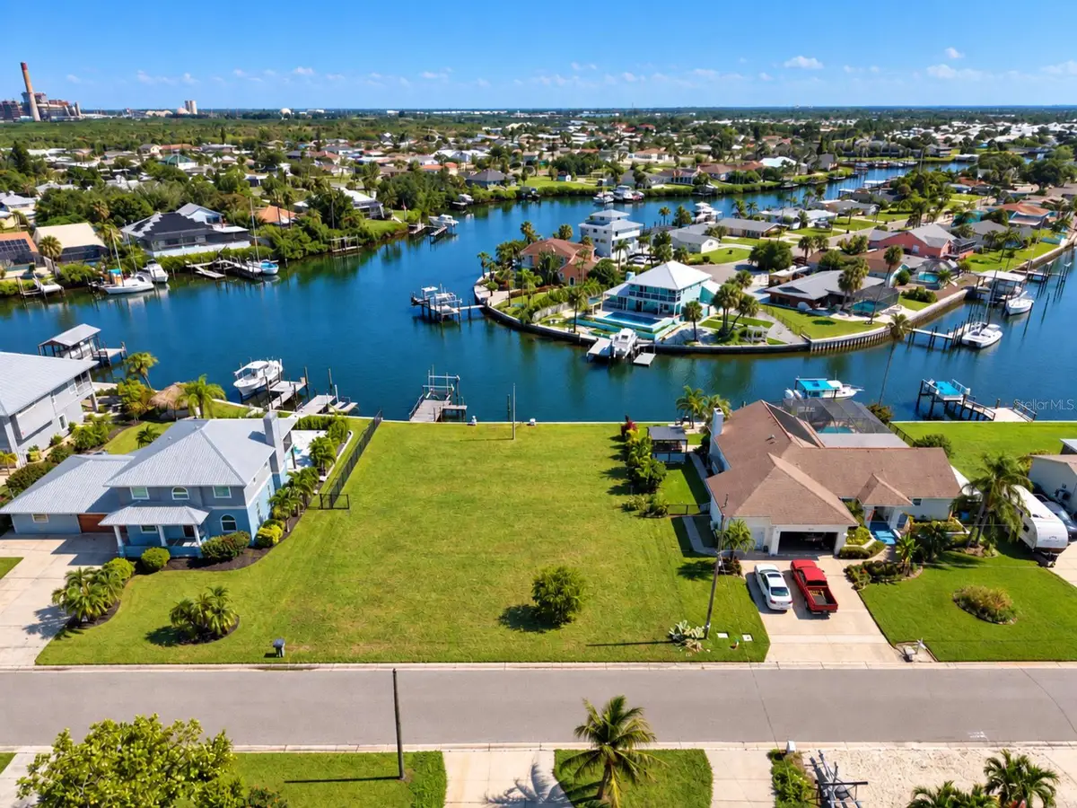 753 Gran Kaymen Way, Apollo Beach, FL 33572 - #1