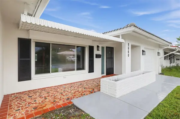 9640 45th Street N, PINELLAS PARK, FL 33782