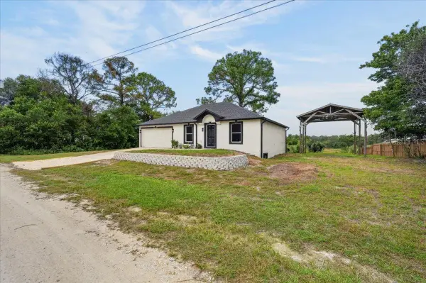 8221 Normandy Drive, WEEKI WACHEE, FL 34613