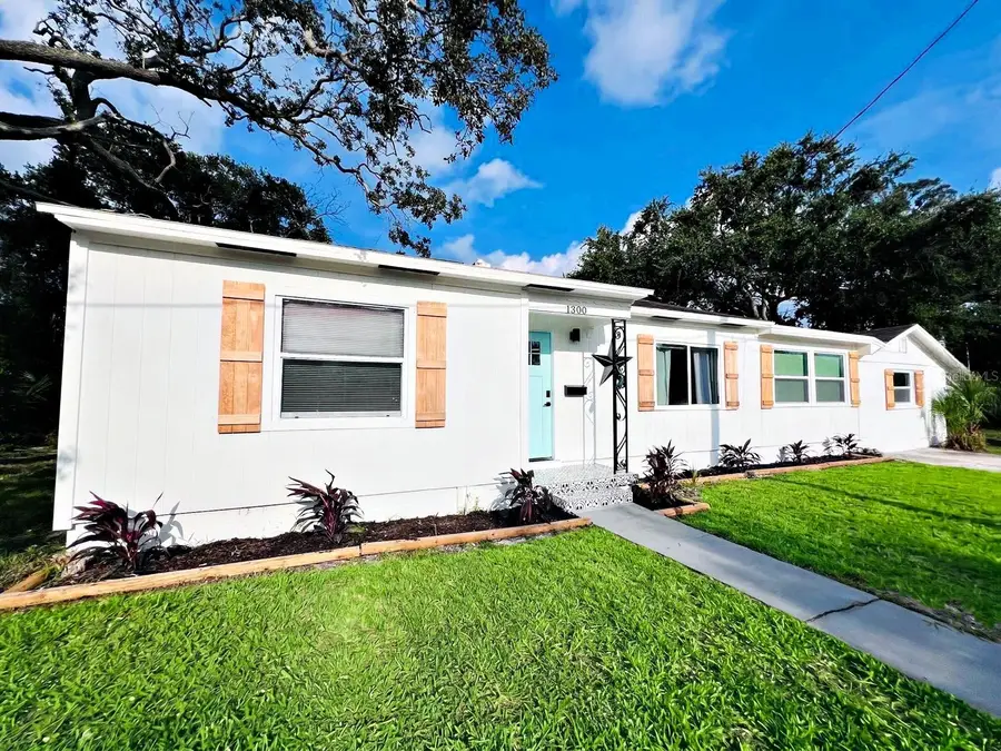 1300 21st Street S, Saint Petersburg, FL 33712 - #2
