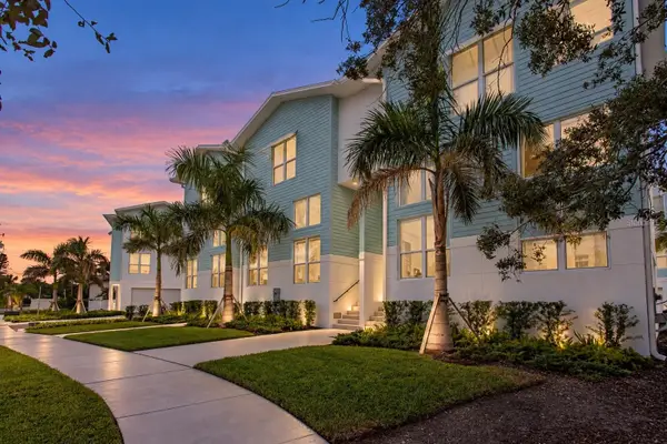 3826 Pompano Drive Se, ST PETERSBURG, FL 33705