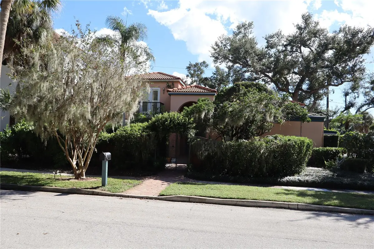 1630 Bonita Lane, Sarasota, FL 34239 - #1