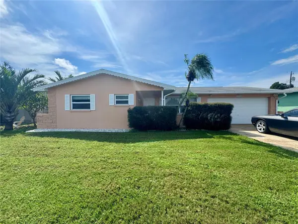 11424 80th Avenue, SEMINOLE, FL 33772