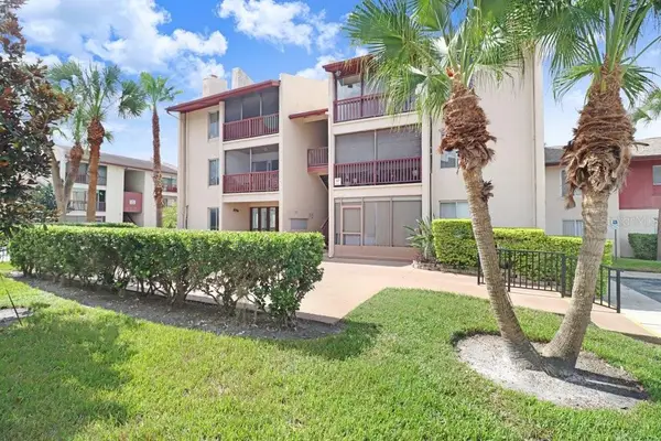 8602 Huron Court #50, TAMPA, FL 33614