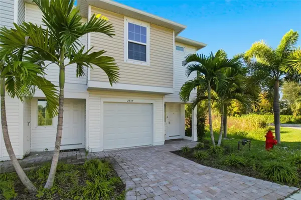 2537 6th Avenue Drive E, BRADENTON, FL 34208