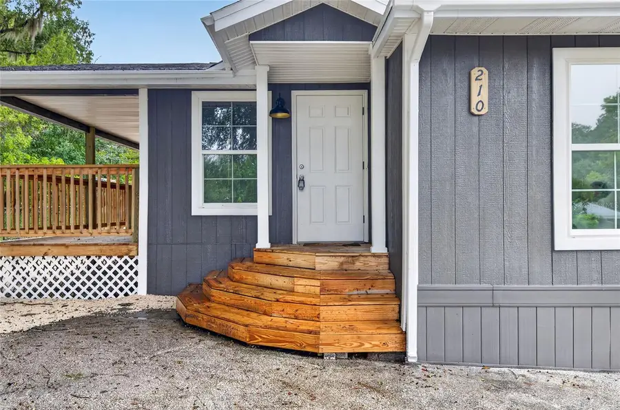 210 C Street, Brooksville, FL 34601 - #2