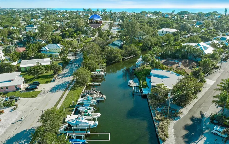 238 85th Street #20, Holmes Beach, FL 34217 - #3