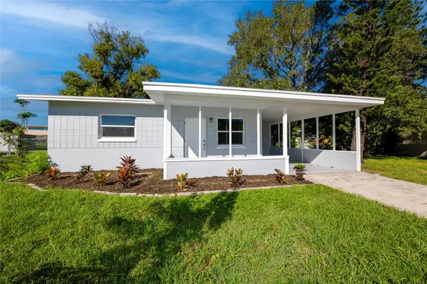 6542 Gem Lane, SEMINOLE, FL 33772