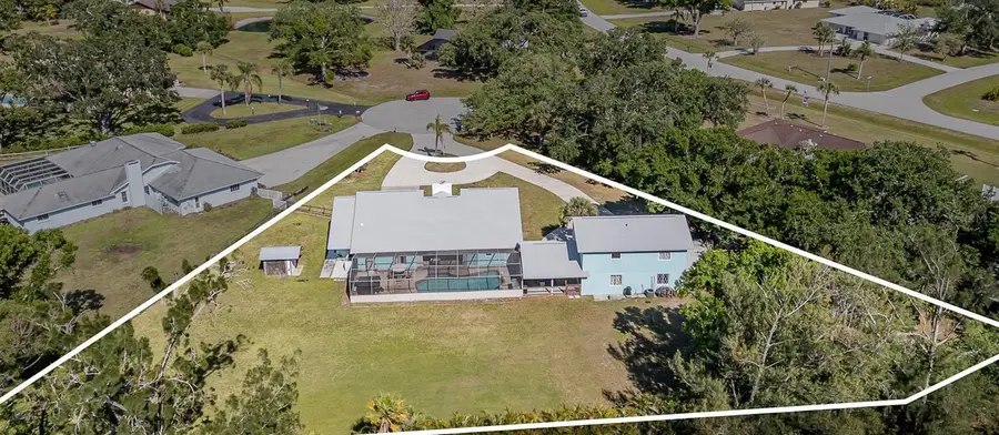 1305 Greenfield Circle, Venice, FL 34292 - #3