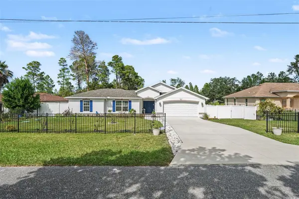 7451 Blackbird Avenue, WEEKI WACHEE, FL 34613