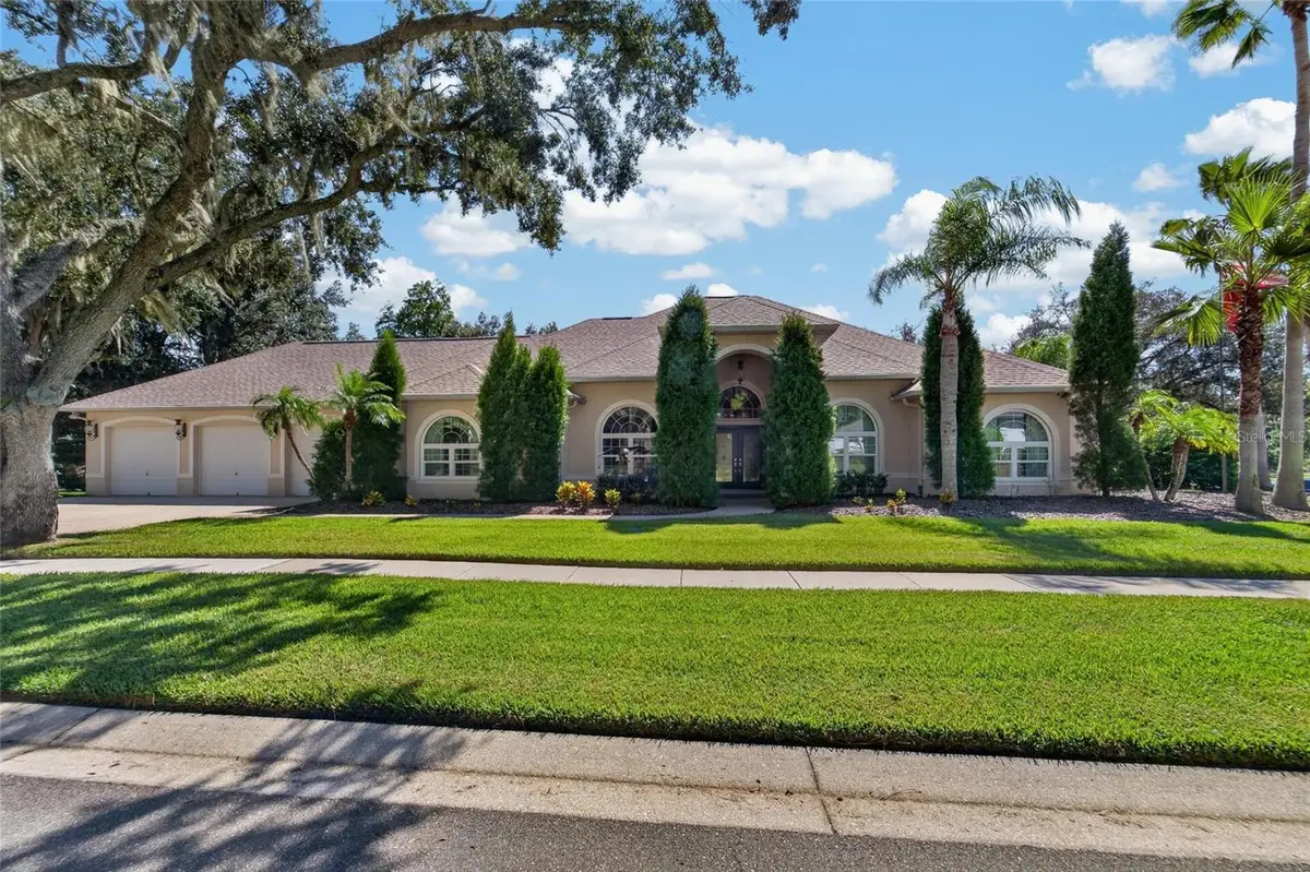 1009 Emerald Creek Drive, Valrico, FL 33596 - #1