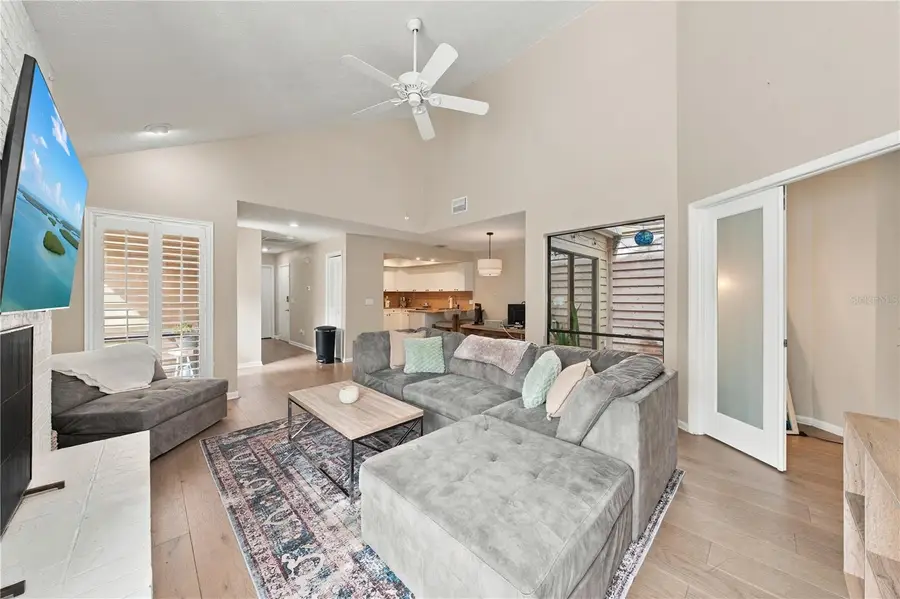11413 Galleria Drive, Tampa, FL 33618 - #2