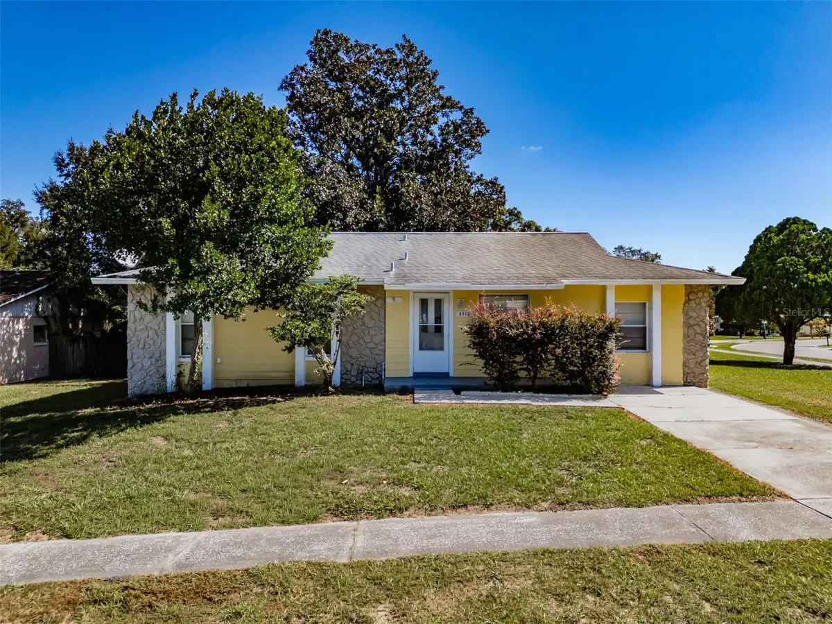 3318 King William Circle, Seffner, FL 33584 - #1