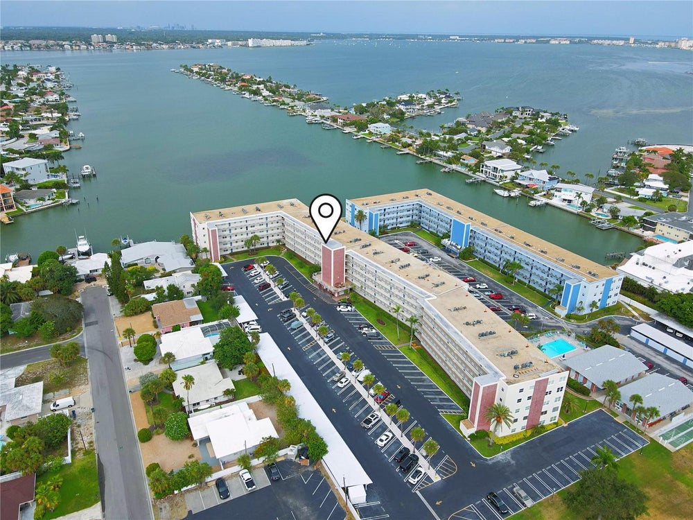 5575 Gulf Boulevard 431, ST PETE BEACH, FL 33706 BHGRE