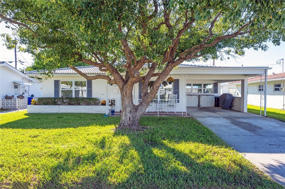 10032 39th Way N, PINELLAS PARK, FL 33782 BHGRE