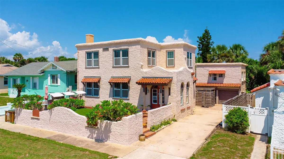 529 Hillside Avenue, Daytona Beach, FL 32118 - Image #1