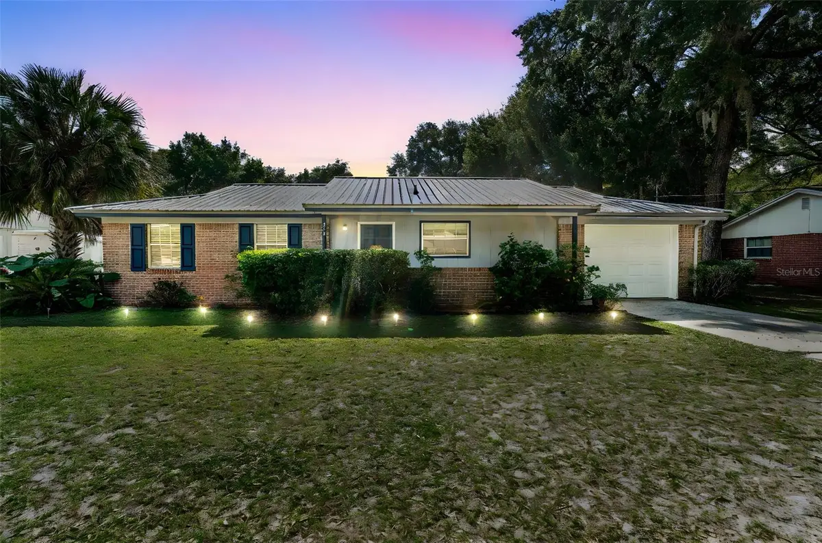 270 W Holly Drive, Orange City, FL 32763 - Image #1