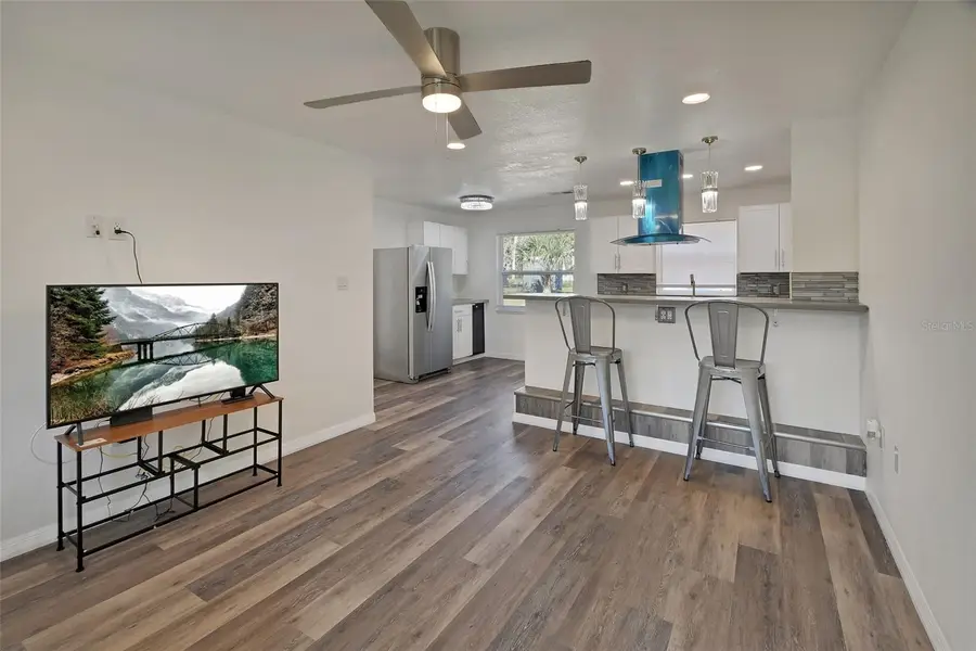 1015 E Howry Avenue, Deland, FL 32724 - Image #2