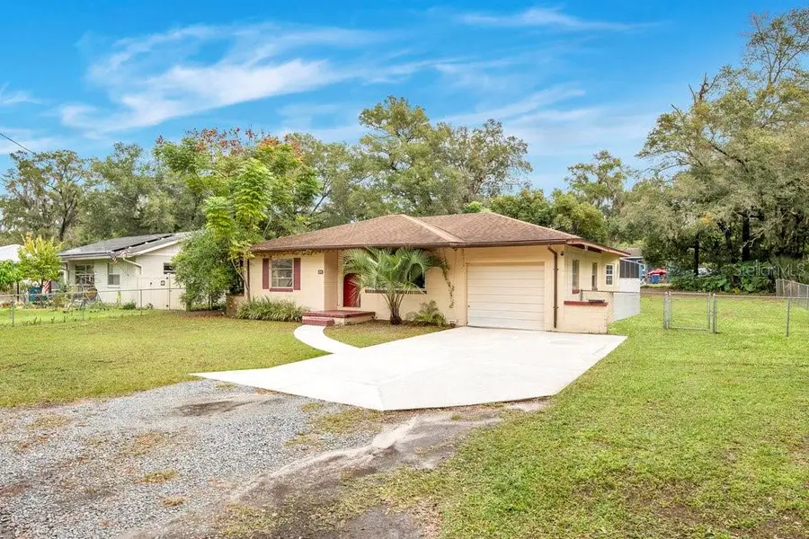 525 S Dexter Avenue, Deland, FL 32720 - Image #3