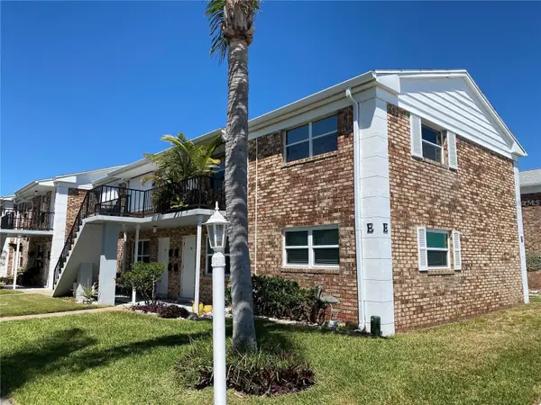 190 E Olmstead Drive #E-11, TITUSVILLE, FL 32780