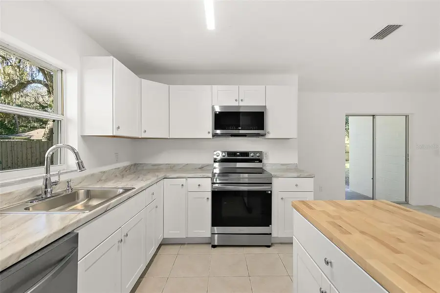 145 Oak Ridge Avenue, Edgewater, FL 32132 - Image #3