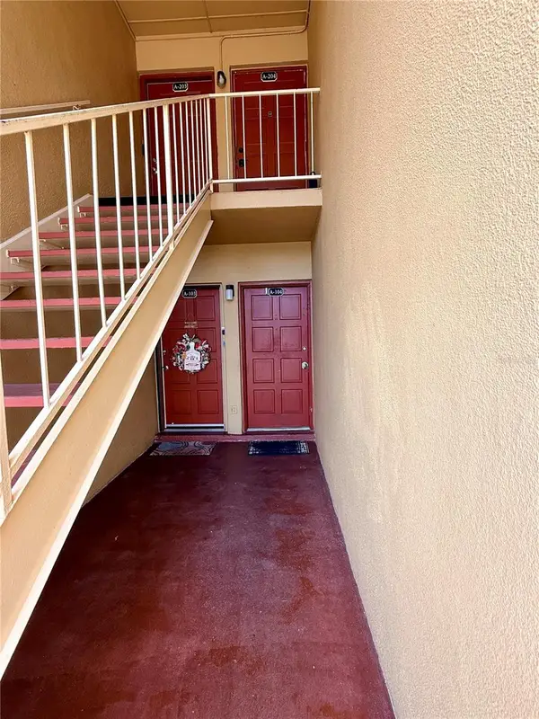 1000 Lake Of The Woods Boulevard #104A, CASSELBERRY, FL 32730