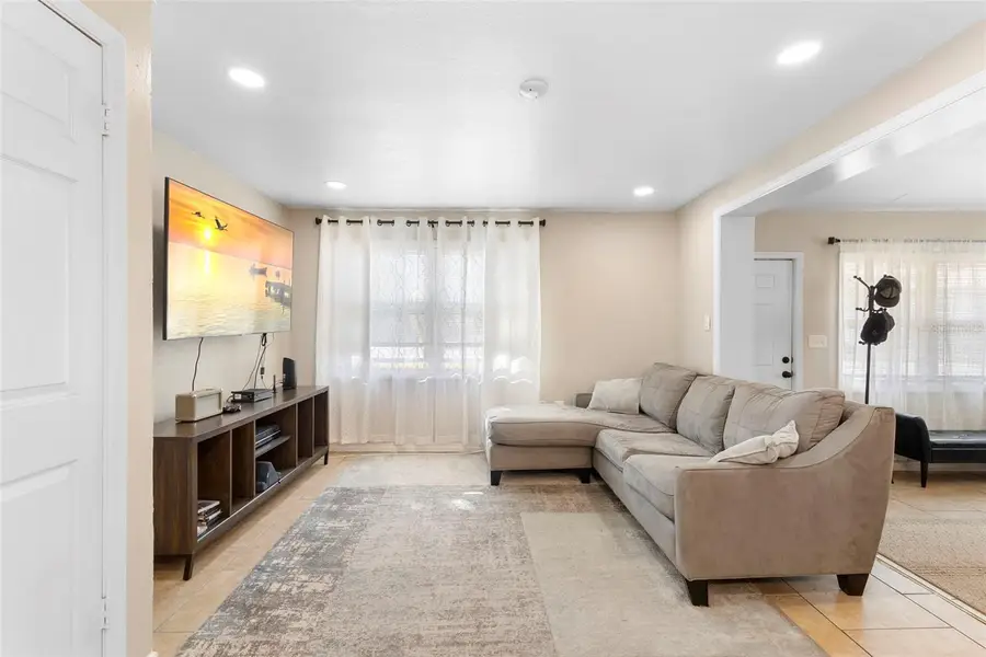 389 Park Avenue, Orange City, FL 32763 - Image #3