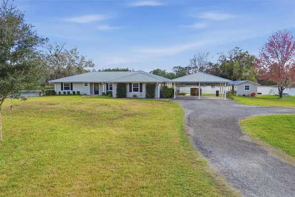 1713 Reynolds Road, DE LEON SPRINGS, FL 32130