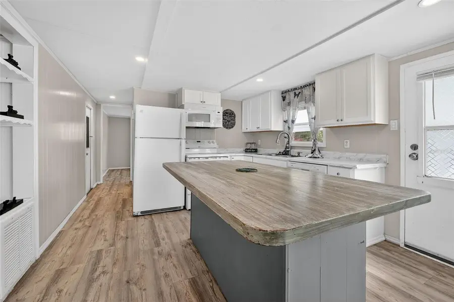 5413 Isabelle Avenue, Port Orange, FL 32127 - Image #2