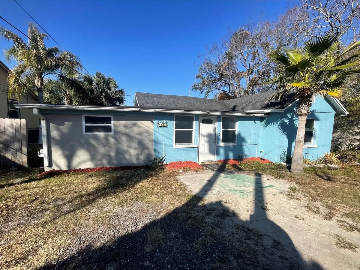 107 W Beresford Avenue, Deland, FL 32720 - #1