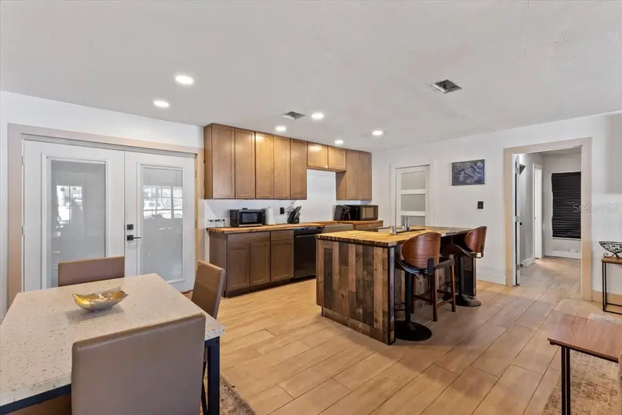 980 Thelma Avenue, Orange City, FL 32763 - #3